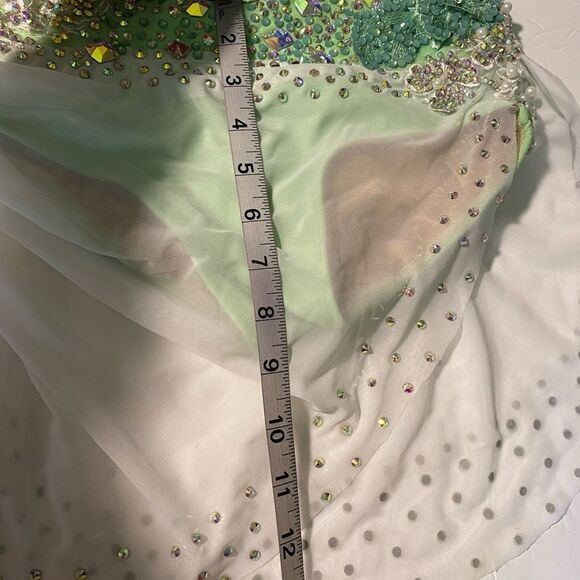 Solo custom dance costume leotard 2 piece mint green rhinestoned LC child - Picture 13 of 13